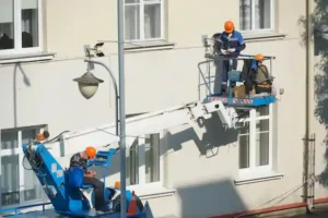 صيانة وترميم المباني